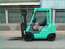 Xe nâng dầu MITSUBISHI FD15T