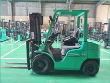 Xe nâng dầu MITSUBISHI FD25NT