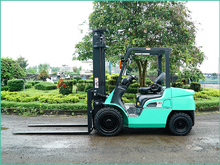 Xe nâng dầu MITSUBISHI GRENIDA FD30N(P)T MỚI 100%