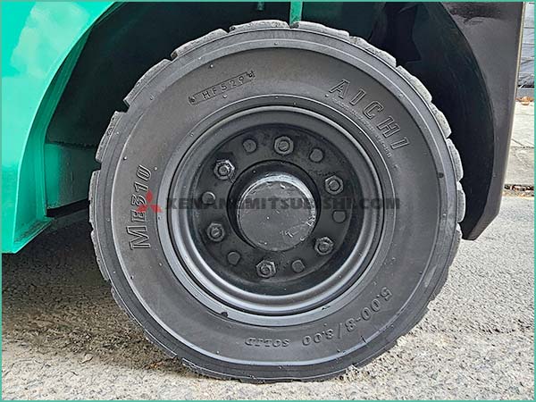 Xe nâng dầu MITSUBISHI FD15T