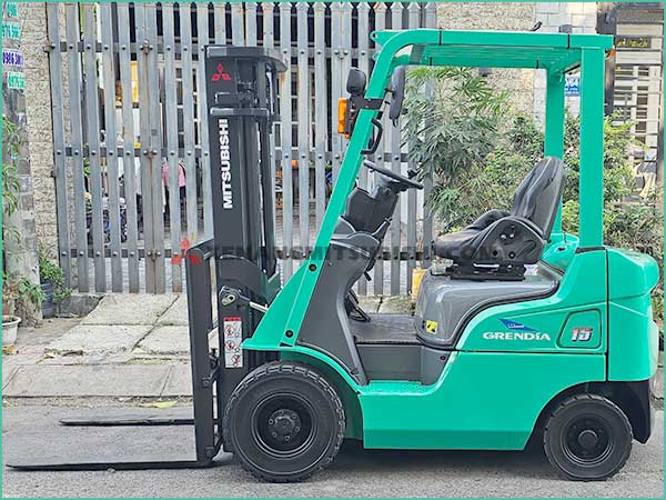 Xe nâng dầu MITSUBISHI FD15T