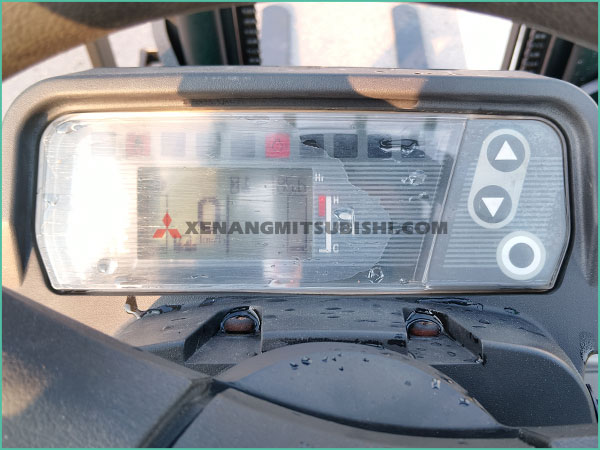 Xe nâng dầu MITSUBISHI FD15T