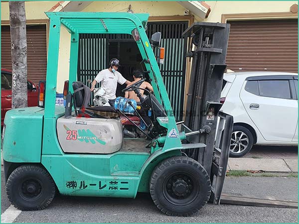 Xe nâng dầu MITSUBISHI FD25