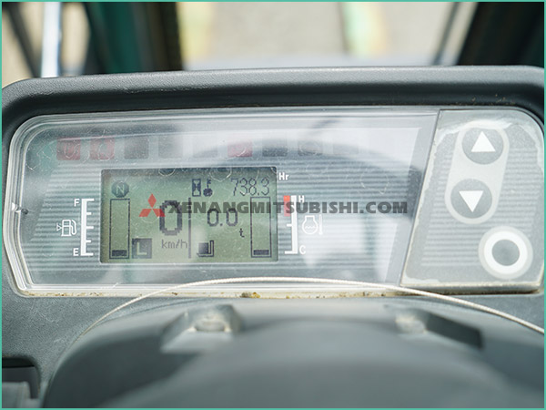 Xe nâng dầu MITSUBISHI FDE20T