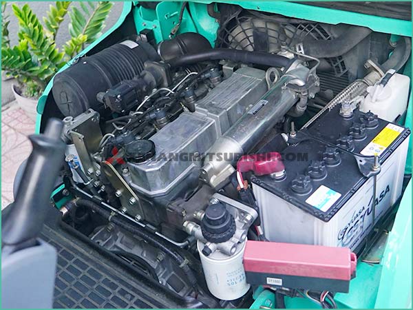 Xe nâng dầu MITSUBISHI FDE25T