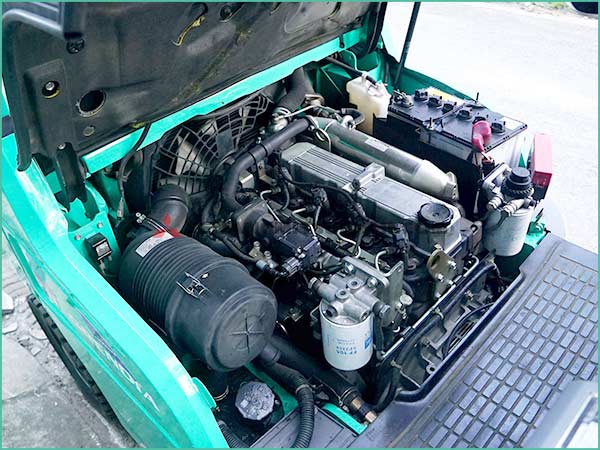 Xe nâng dầu MITSUBISHI FDE25T
