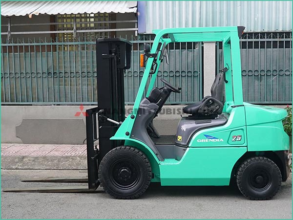 Xe nâng dầu MITSUBISHI FDE25T