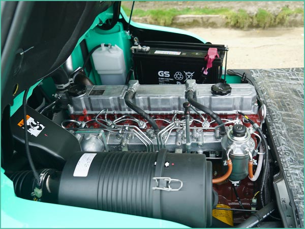 Xe nâng dầu MITSUBISHI GRENIDA FD50NT MỚI 100%