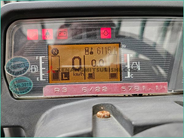 Xe nâng dầu MITSUBISHI KFDE20T