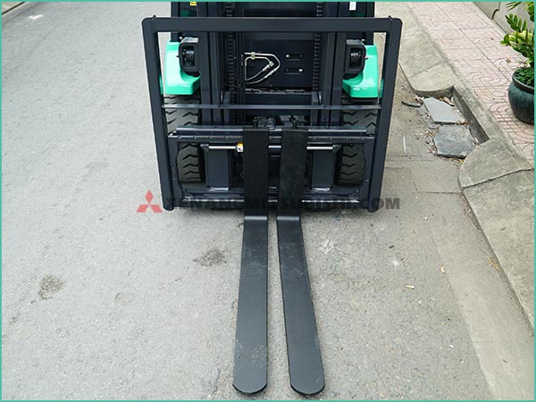 Xe nâng điện ngồi lái MITSUBISHI - NICHIYU - FB25PN-77B-300SF