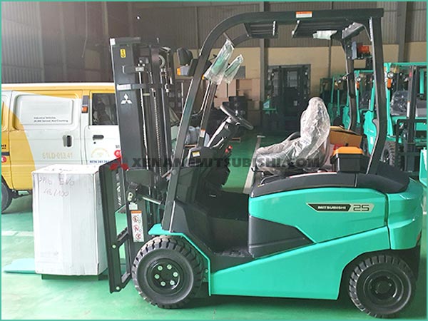 Xe nâng điện ngồi lái MITSUBISHI FB25CB | FB25LCB MỚI 100%