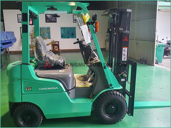 Xe nâng xăng - gas MITSUBISHI GRENIDA FG25N | FG25ZN MỚI 100%