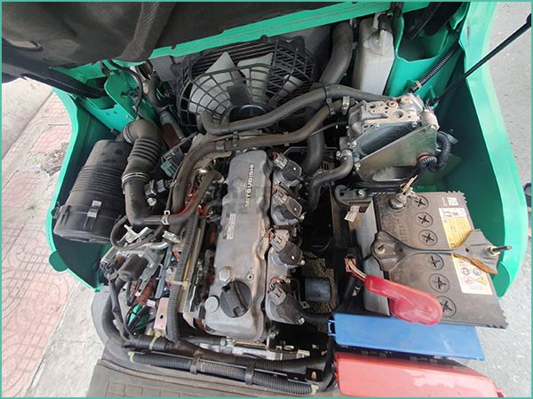 Xe nâng xăng - gas MITSUBISHI FGE10T