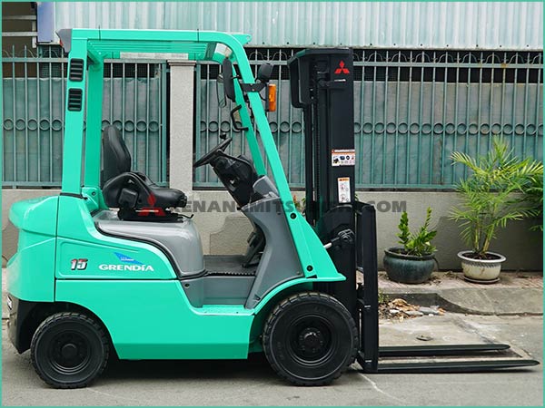 Xe nâng xăng MITSUBISHI FGE15T