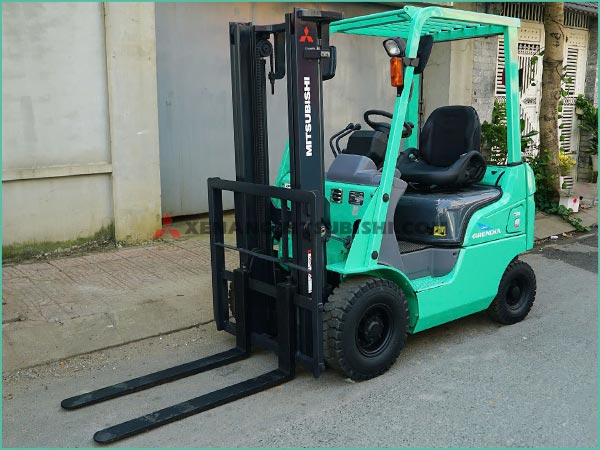 Xe nâng xăng MITSUBISHI FGE9D